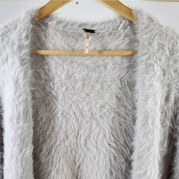 Free People Silver Cloud Faux Fur Open Cardigan L Patch Pockets - Picture 4 of 5